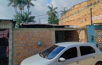 Imagem: A casa possui 1 Dormitório e 1 Banheiro e está localizado