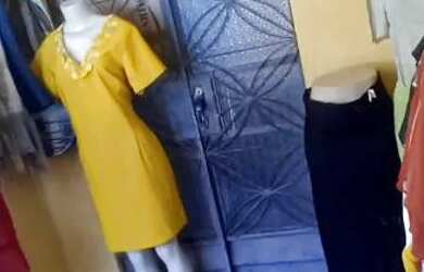 Imagem 2: Vendo ou troco essa casa por outra casa valor para venda 50,000 para negociar