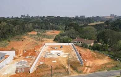 Imagem: O terreno possui 1.683m² de Área e está localizado em Contenda