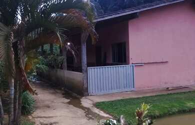 Imagem: O terreno possui 2m² de Área e está localizado em Praia