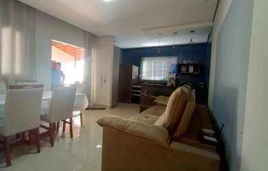 Imagem 15: Casa em Montes Claros, no bairro Alto Floresta, à venda