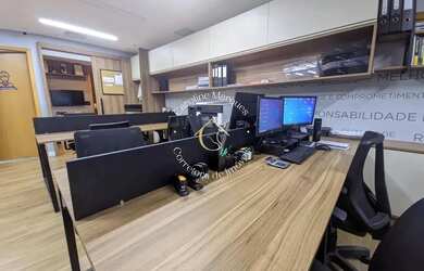 Imagem 5: Conjunto de salas prontas para uso no Hangar Business 64 m², reformada!