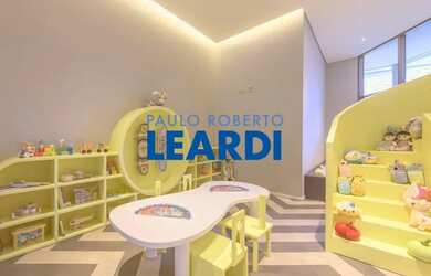 Imagem: O apartamento possui 3 Dormitórios, 4 Banheiros, 2 Vagas na