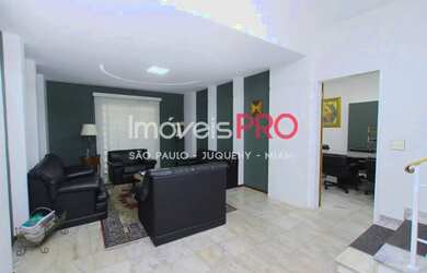 Imagem: O depósito à venda possui 4 Vagas na garagem e 315m² de Área