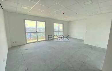 Imagem: O depósito possui 2 Vagas na garagem e 53m² de Área e está