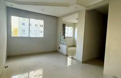 Imagem: O apartamento possui 3 Dormitórios, 1 Banheiro, 1 Vaga na garagem