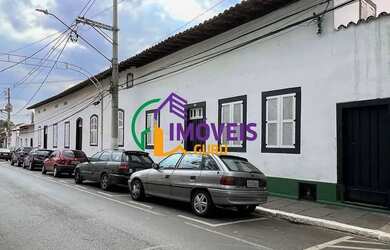 Imagem: O depósito possui 1508m² de Área e está localizado em Centro