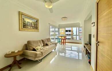 Imagem: O apartamento possui 4 Dormitórios, 3 Banheiros, 2 Vagas na