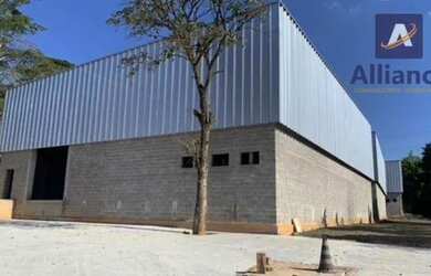 Imagem: O depósito possui 540m² de Área e está localizado em Louveira