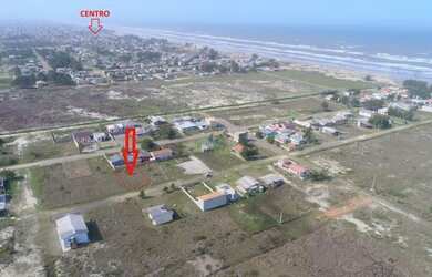 Imagem: O terreno está localizado em Balneário Gaivota, SC à venda