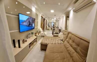 Imagem: O apartamento possui 3 Dormitórios, 2 Banheiros, 2 Vagas na