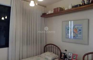 Imagem: O apartamento possui 4 Dormitórios, 3 Banheiros, 3 Vagas na