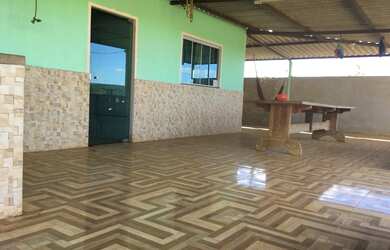 Imagem: A fazenda possui 400m² de Área e está localizado em Palmital