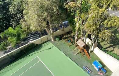 Imagem: O apartamento possui 5 Dormitórios, 4 Banheiros, 5 Vagas na