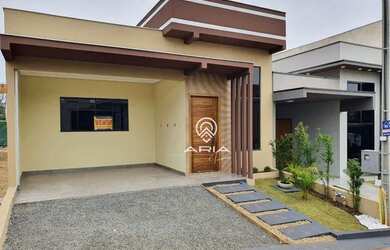 Imagem: A casa em condomínio possui 3 Dormitórios, 2 Banheiros, 1