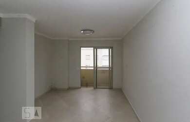 Imagem: O apartamento possui 2 Dormitórios, 1 Banheiro, 2 Vagas na