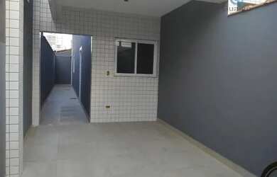 Imagem 2: vendo linda casa, sobrado, bairro Tupi Praia grande 2 dormitórios, sala...