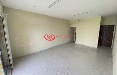 Imagem 4: Loja em Pinhais. 94m² de Áreae1 Vaga na garagem