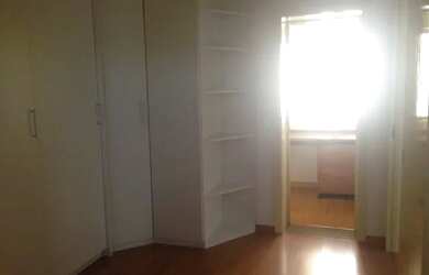 Imagem: O apartamento possui 2 Dormitórios, 1 Banheiro, 80m² de Área