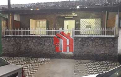 Imagem: A casa possui 2 Dormitórios, 1 Banheiro, 1 Vaga na garagem