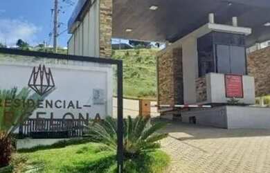 Imagem: O terreno possui 717m² de Área e está localizado em São