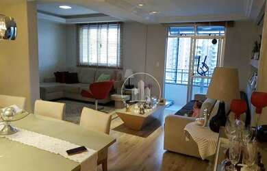 Imagem: O apartamento possui 3 Dormitórios, 2 Banheiros, 1 Vaga na