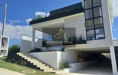 Imagem: A casa em condomínio possui 3 Dormitórios, 2 Banheiros, 4