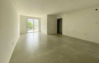 Imagem: O apartamento possui 2 Dormitórios, 2 Banheiros, 2 Vagas na