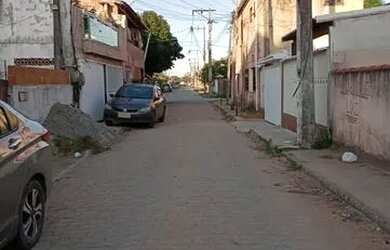 Imagem: A casa possui 1 Dormitório, 1 Banheiro, 70m² de Área e está