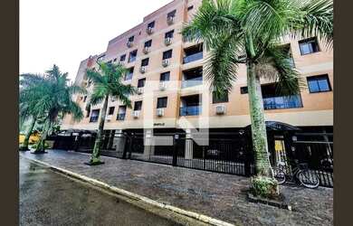 Imagem: O apartamento possui 2 Dormitórios, 2 Banheiros, 2 Vagas na