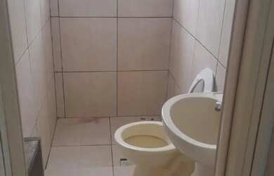 Imagem 3: ALUGO CASA. 1m² de Área, 1 Banheiroe1 Dormitório