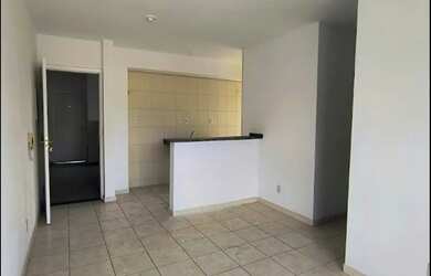 Imagem 2: Apto c/ 2 quartos no Jd. Simus. Sacada, elevador. Ótimo local.Aceita...