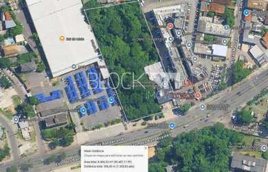 Imagem: O terreno possui 8.400m² de Área e está localizado em Jacarepaguá