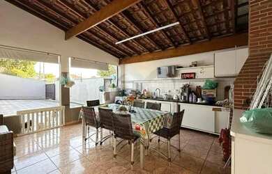 Imagem 12: Casa à Venda Bairro Coliseu Londrina 3 Dormitórios 1 Suíte 240m² por...