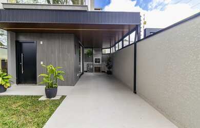 Imagem 4: Sobrado Novo Mobiliado 120m² Alto Padrão Água Verde Curitiba