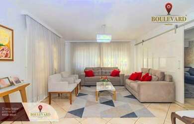 Imagem: A casa possui 3 Dormitórios, 5 Banheiros, 5 Vagas na garagem