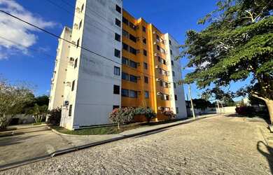 Imagem: O apartamento possui 2 Dormitórios, 2 Banheiros, 2 Vagas na