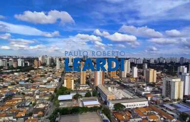 Imagem: O depósito possui 5 Vagas na garagem, 316m² de Área e está