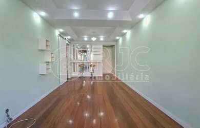 Imagem: O apartamento possui 2 Dormitórios, 3 Banheiros, 2 Vagas na