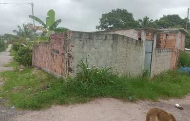 Imagem: A casa possui 1 Banheiro e está localizado em Santa Luzia