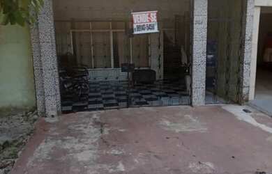 Imagem: A casa possui 2 Dormitórios, 2 Banheiros, 1 Vaga na garagem