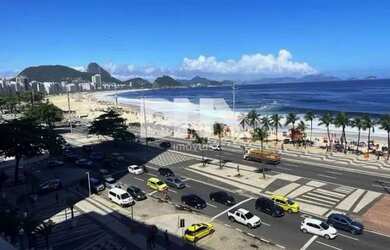 Imagem: O apartamento possui 4 Dormitórios, 3 Banheiros, 1 Vaga na