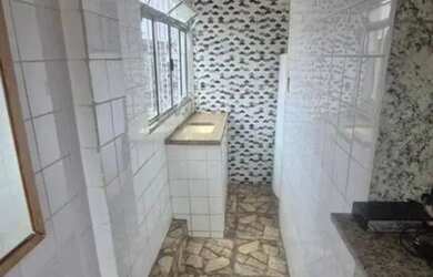 Imagem 4: Casa em ótima localização, ponto de ônibus em frente com fácil acesso...