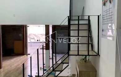 Imagem: O depósito possui 200m² de Área e está localizado em Centro