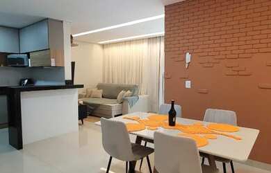 Imagem: O apartamento possui 2 Dormitórios, 2 Banheiros, 1 Vaga na