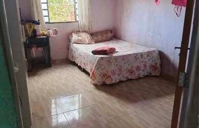 Imagem: A casa possui 2 Dormitórios e está localizado em Cabanagem