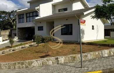 Imagem: Casa de Alto Padrão à Venda no Condomínio Euroville II Bragança