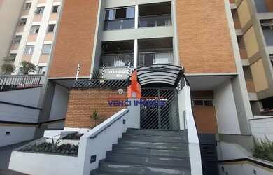 Imagem: O apartamento possui 1 Dormitório, 1 Banheiro, 1 Vaga na garagem