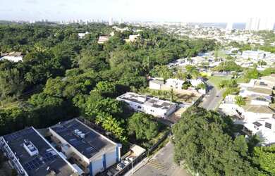 Imagem 4: Terreno em Patamares. 1-0m² de Área