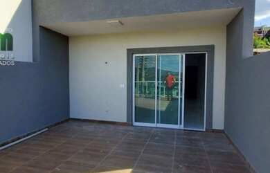 Imagem: A casa possui 2 Dormitórios, 2 Banheiros, 1 Vaga na garagem